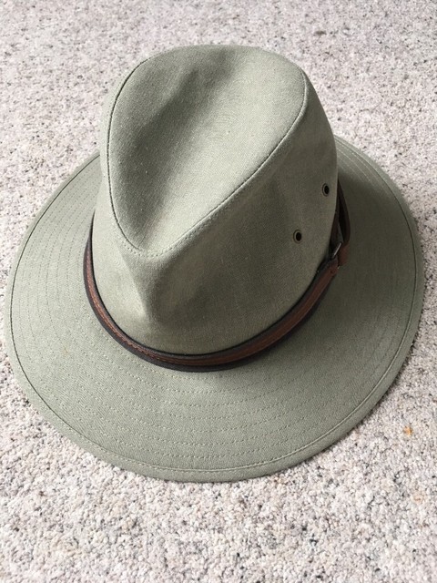 hats for small heads uk